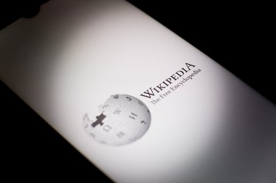 Open Knowledge Under Siege: Wikipedia Cites AI Search Summaries and Social Video for Alarming Traffic Decline